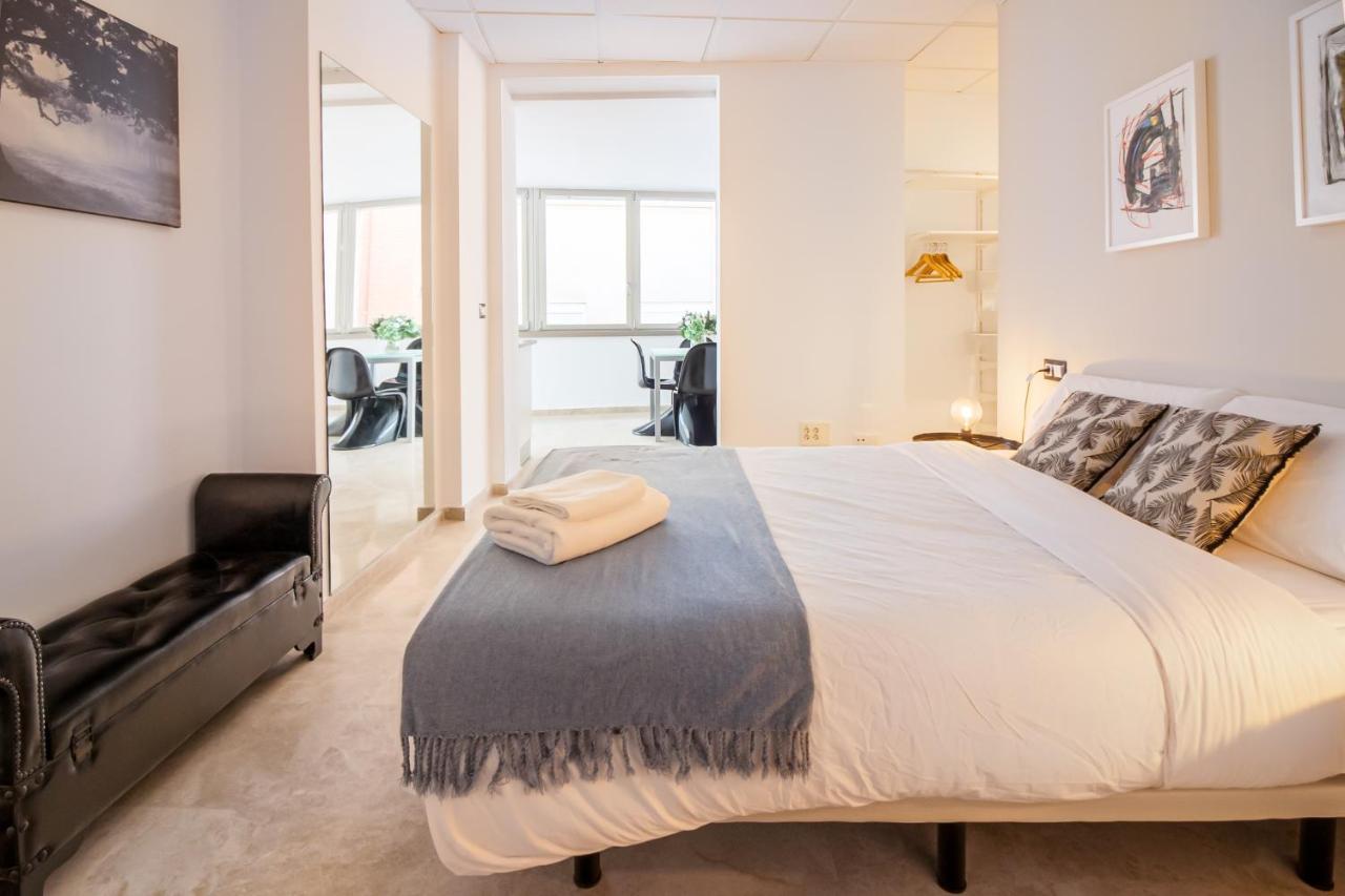 Saenz Suites Gallery By Bossh! Apartments 马拉加 外观 照片
